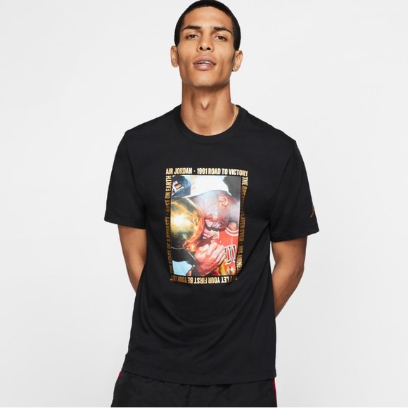 ✔️NWT✔️ NIKE Air Jordan Remastered Photo Vintage Tee
